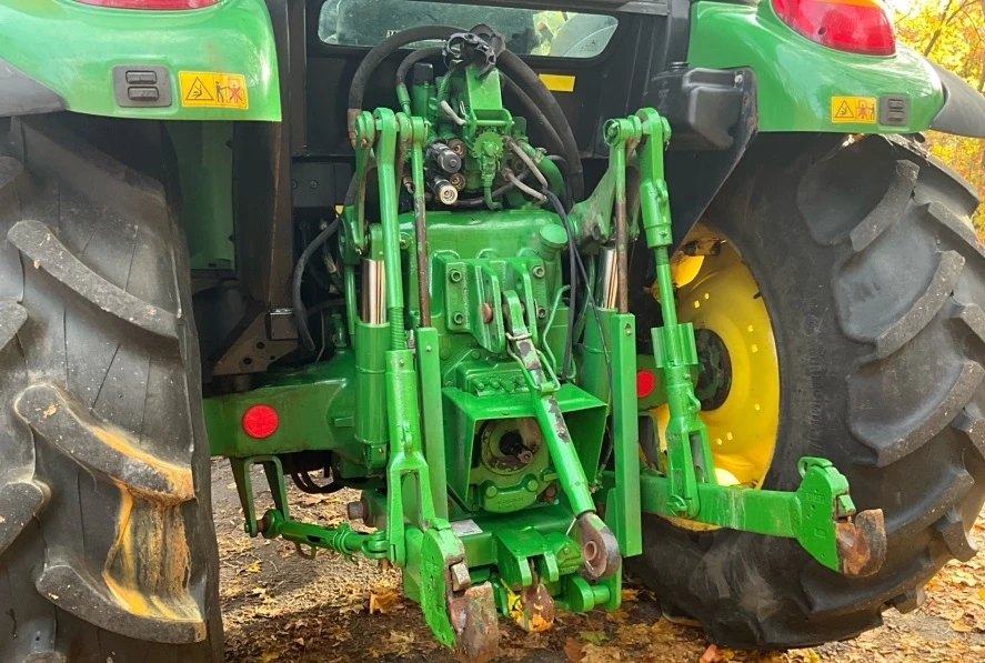 Трактор John Deere 5720, снимка 9 - Селскостопанска техника - 55932322