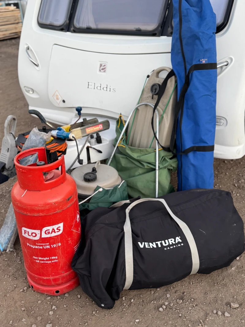 Каравана Eldis CRUSADER * кралска спалня* РЕГИСТРИРАНА, снимка 7 - Каравани и кемпери - 52642656