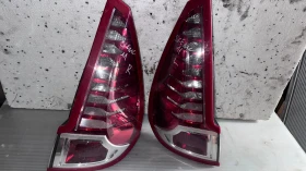      a Renault Scenic 2011 - 265550013R / 265500013R