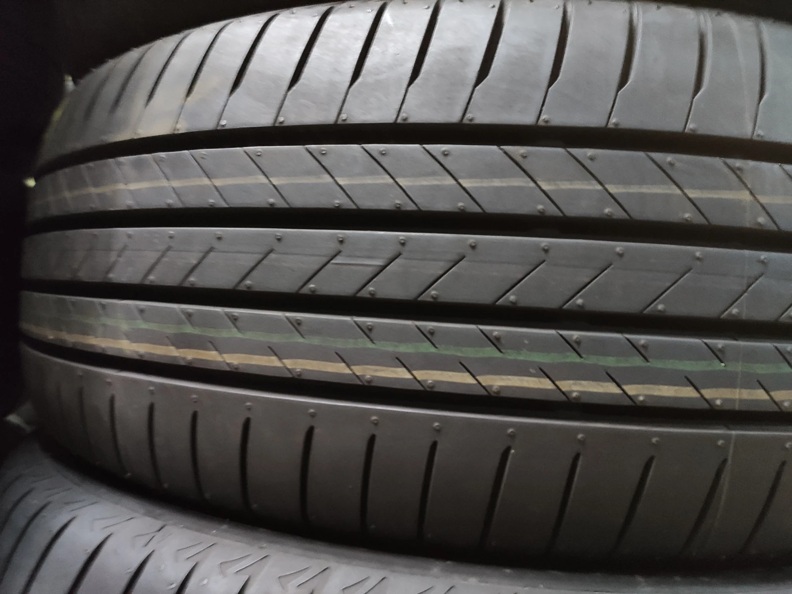  235/55R19 | Mobile.bg   2