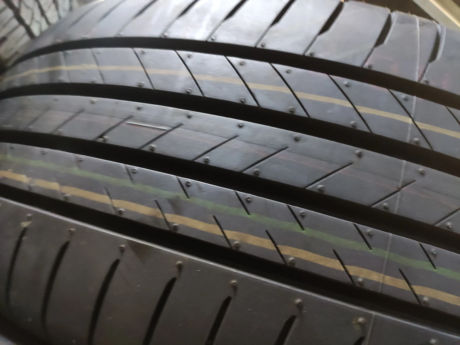  235/55R19 | Mobile.bg   5