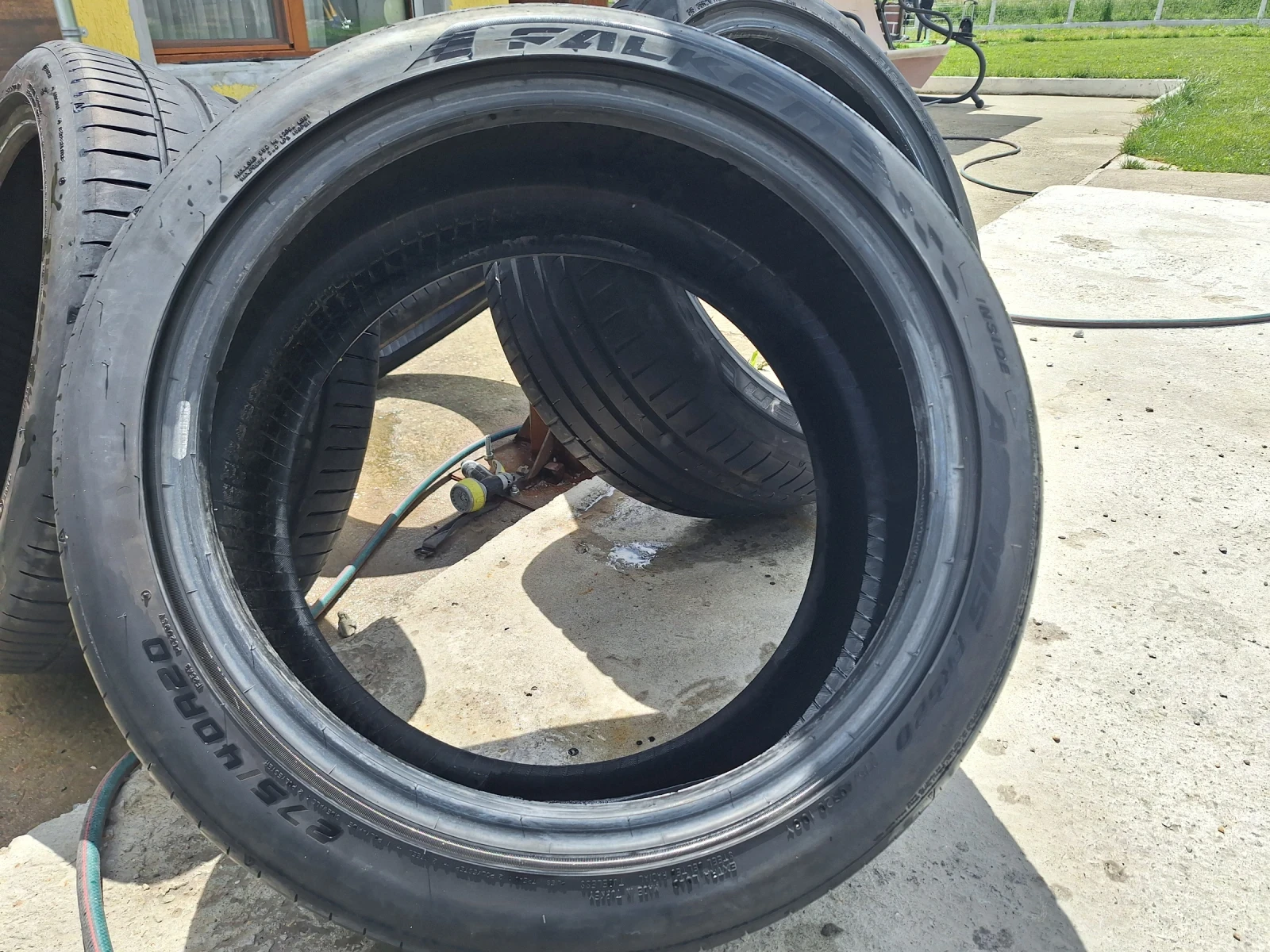 Гуми Летни 275/40R20, снимка 6 - Гуми и джанти - 54580851