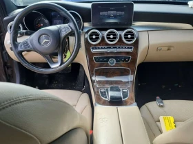 Mercedes-Benz C 300 * CARFAX * ШИБИДАХ * ПОДГРЕВИ * , снимка 9