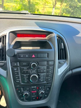 Opel Astra 1.4 turbo, снимка 10