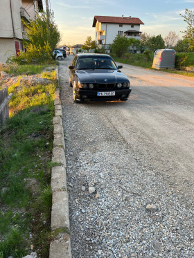 BMW 520, снимка 3 - Автомобили и джипове - 45402257