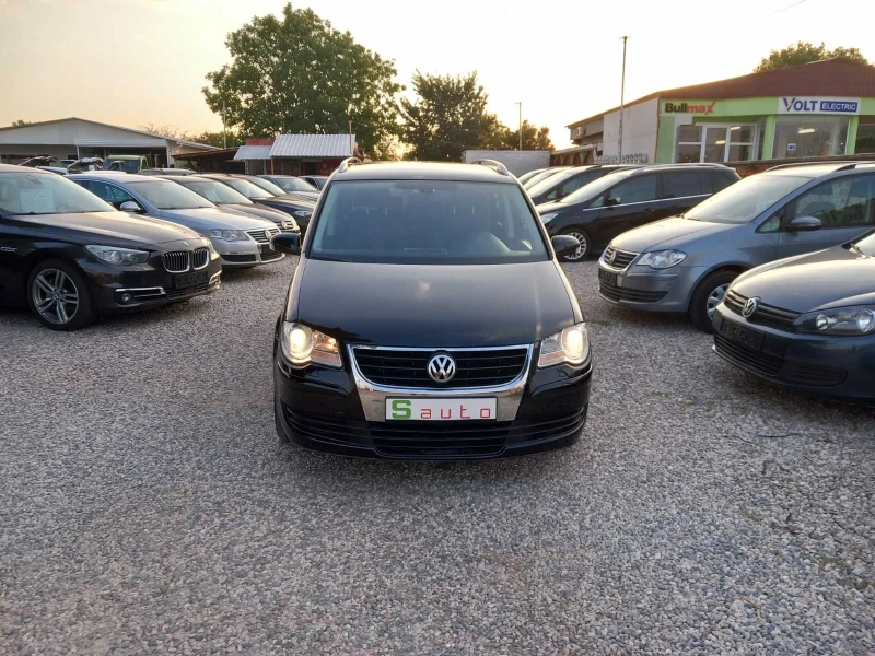 VW Touran 1.9TDI, снимка 2 - Автомобили и джипове - 47413760