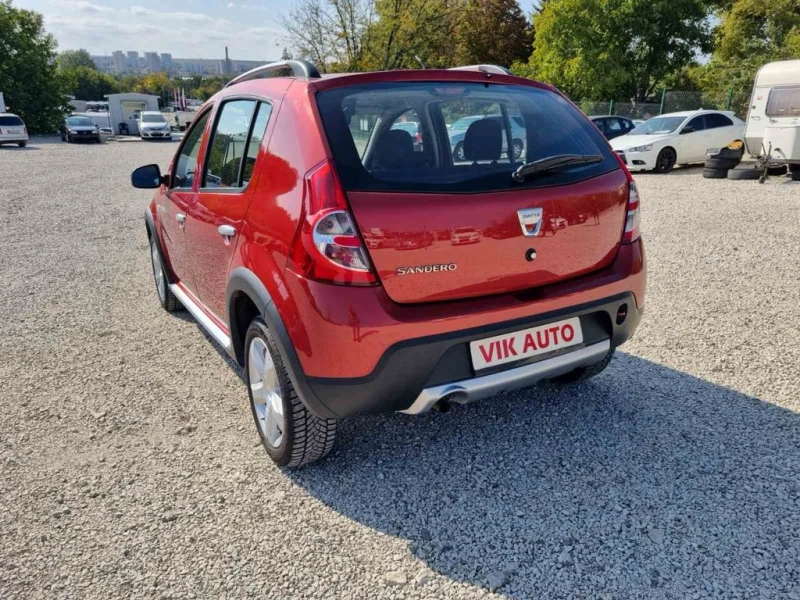 Dacia Sandero 1.6 STEPWAY, снимка 4 - Автомобили и джипове - 47605577