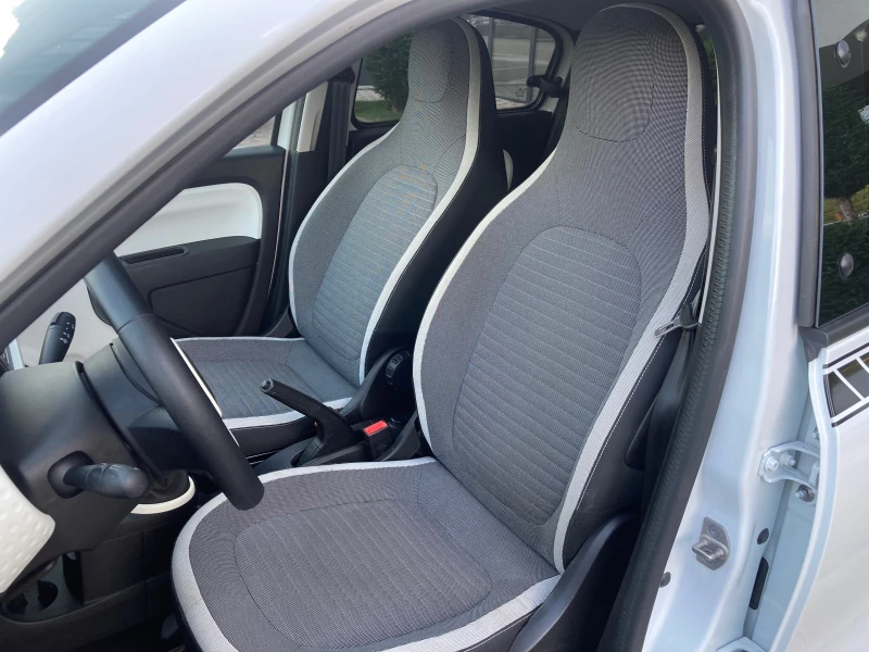 Renault Twingo LIMITED, снимка 12 - Автомобили и джипове - 50635026