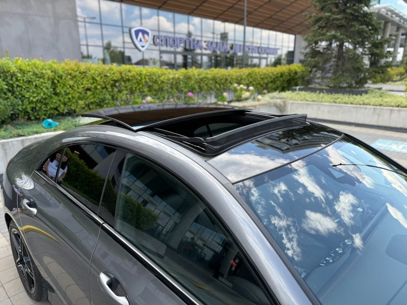 Mercedes-Benz CLA 200 AMG Line, снимка 8 - Автомобили и джипове - 51714812