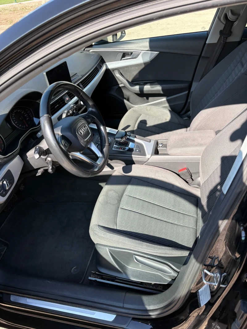 Audi A4 2.0 TDI Ultra S-tronic, снимка 11 - Автомобили и джипове - 52063283