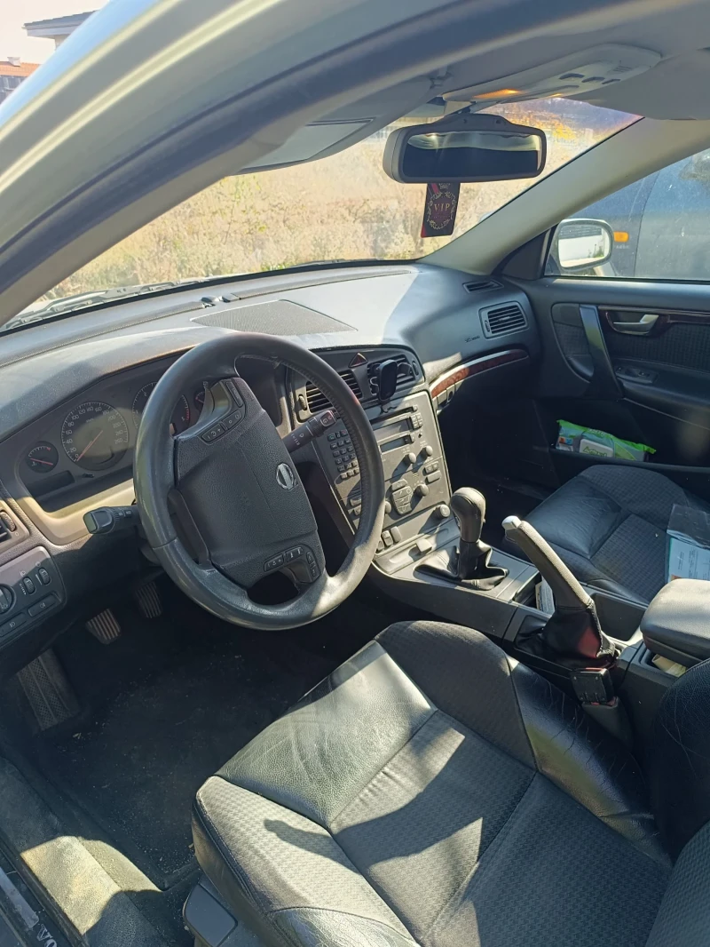 Volvo V70 D-5, снимка 6 - Автомобили и джипове - 52394108