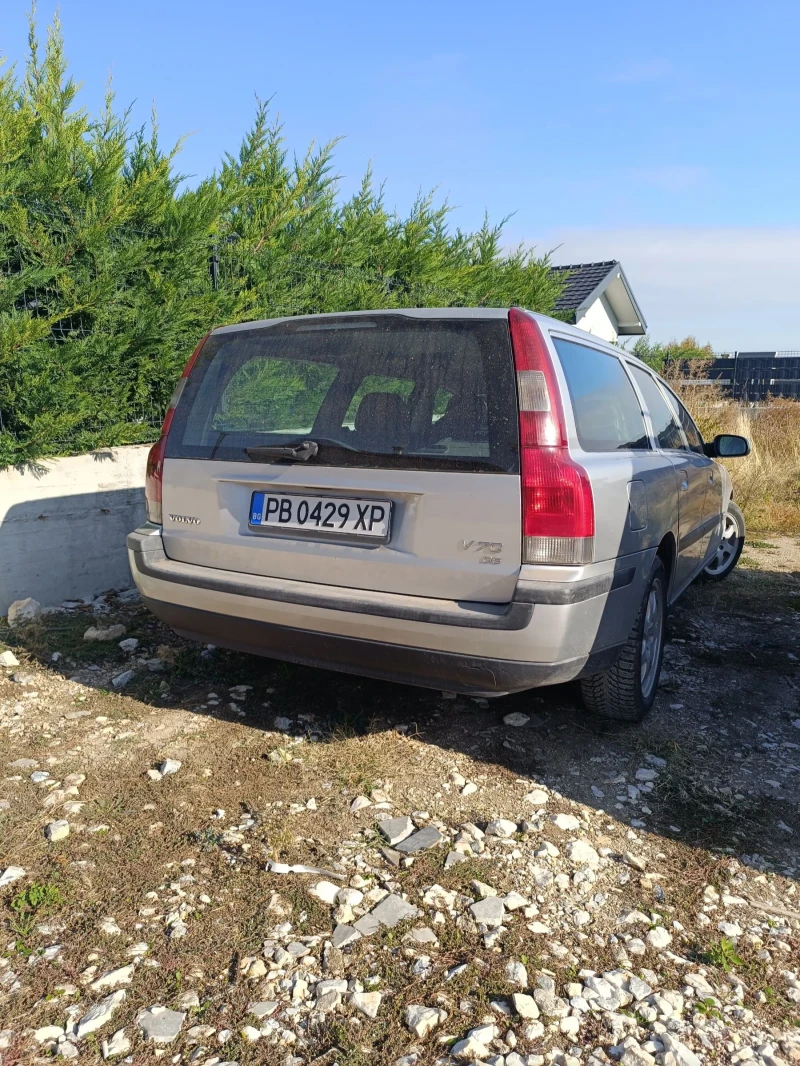Volvo V70 D-5, снимка 3 - Автомобили и джипове - 52394108