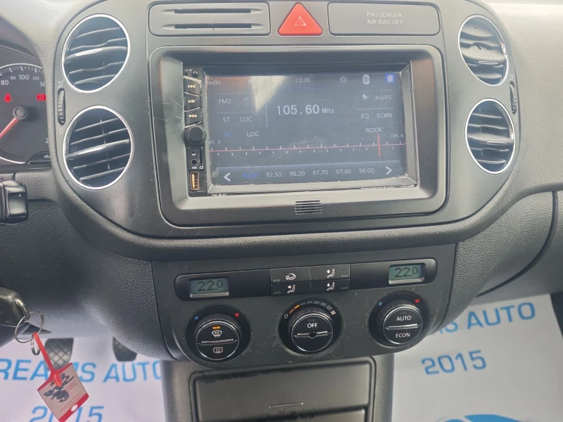 VW Golf 2.0/140кс, снимка 8 - Автомобили и джипове - 52455861