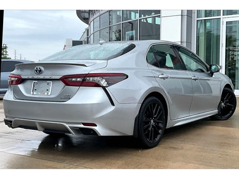 Toyota Camry HYBRID XSE * * CARFAX * * АВТО КРЕДИТ * * , снимка 4 - Автомобили и джипове - 52606351