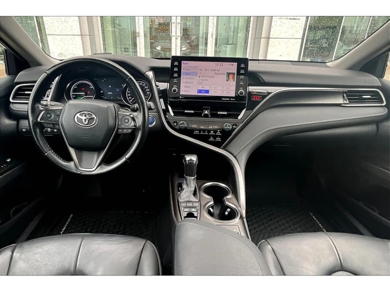 Toyota Camry HYBRID XSE * * CARFAX * * АВТО КРЕДИТ * * , снимка 8 - Автомобили и джипове - 52606351