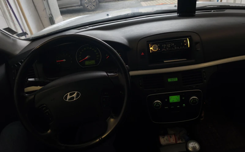 Hyundai Sonata, снимка 12 - Автомобили и джипове - 53118798