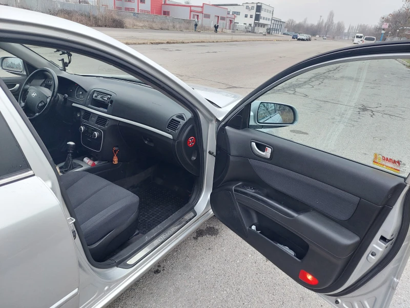 Hyundai Sonata, снимка 8 - Автомобили и джипове - 53118798
