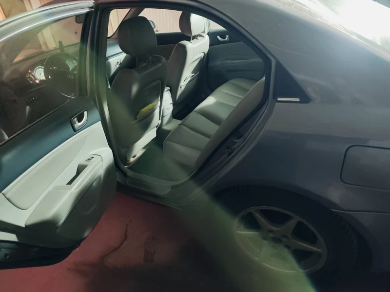 Hyundai Sonata, снимка 14 - Автомобили и джипове - 53540407