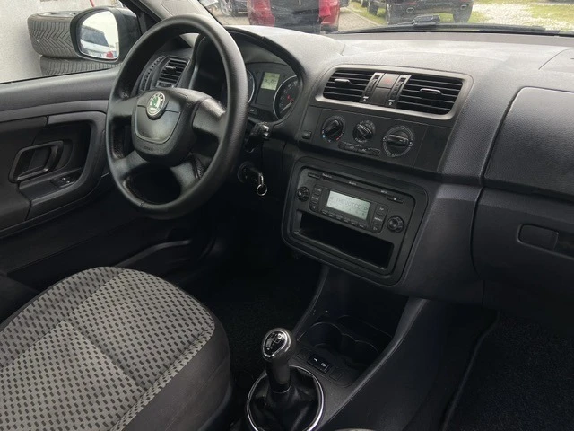 Skoda Fabia 1.4i-БЕНЗИН-85кс-2010г-FACELIFT-EURO5 | Mobile.bg — изображение 15
