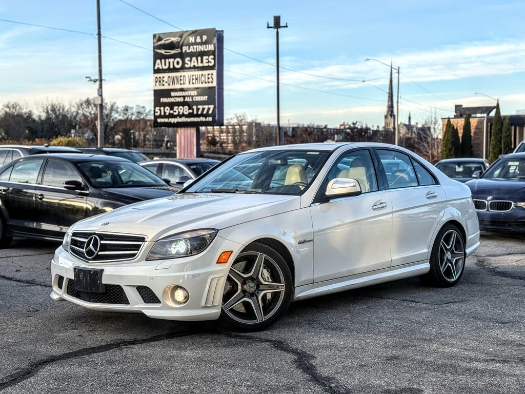 Mercedes-Benz C 63 AMG * * CARFAX * * АВТО КРЕДИТ * * , снимка 1