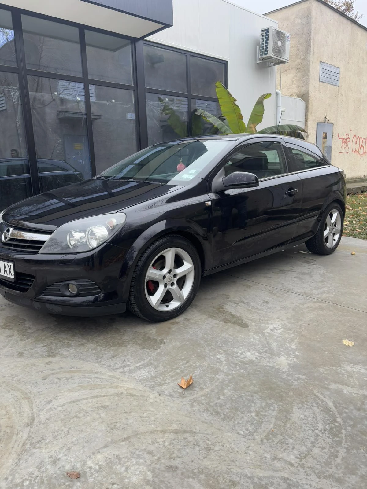 Opel Astra GTC 1.6 Газов инжекцион - изображение 6