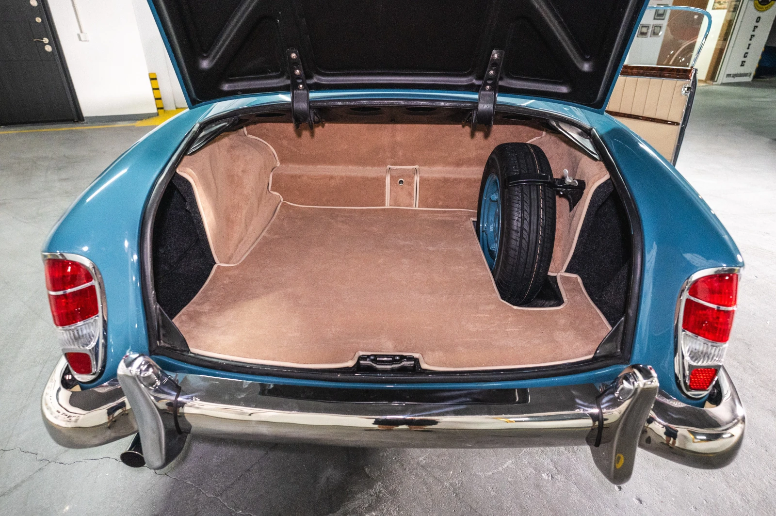 Mercedes-Benz 220 S Coupé | Mobile.bg   15