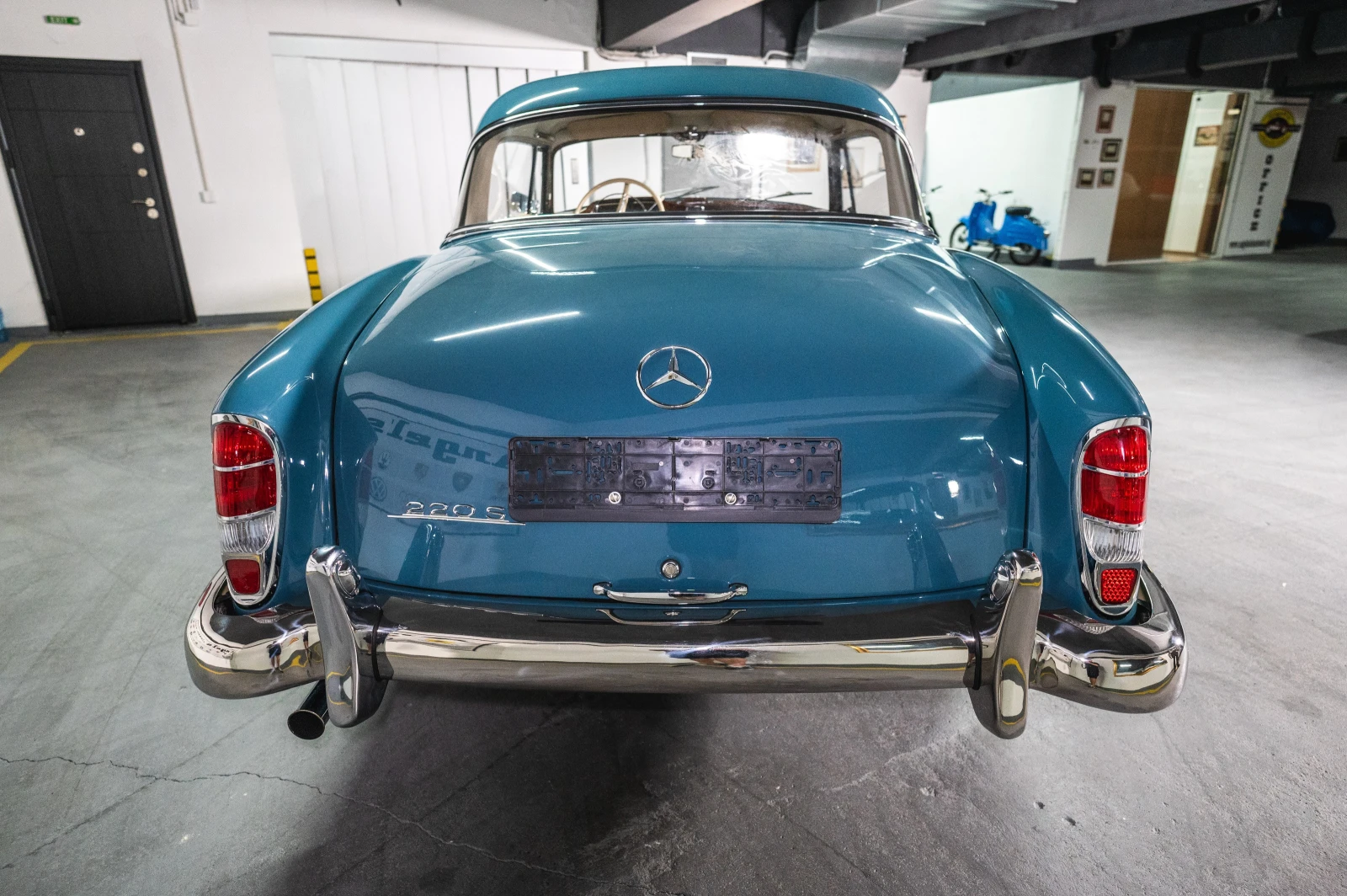 Mercedes-Benz 220 S Coupé - изображение 6