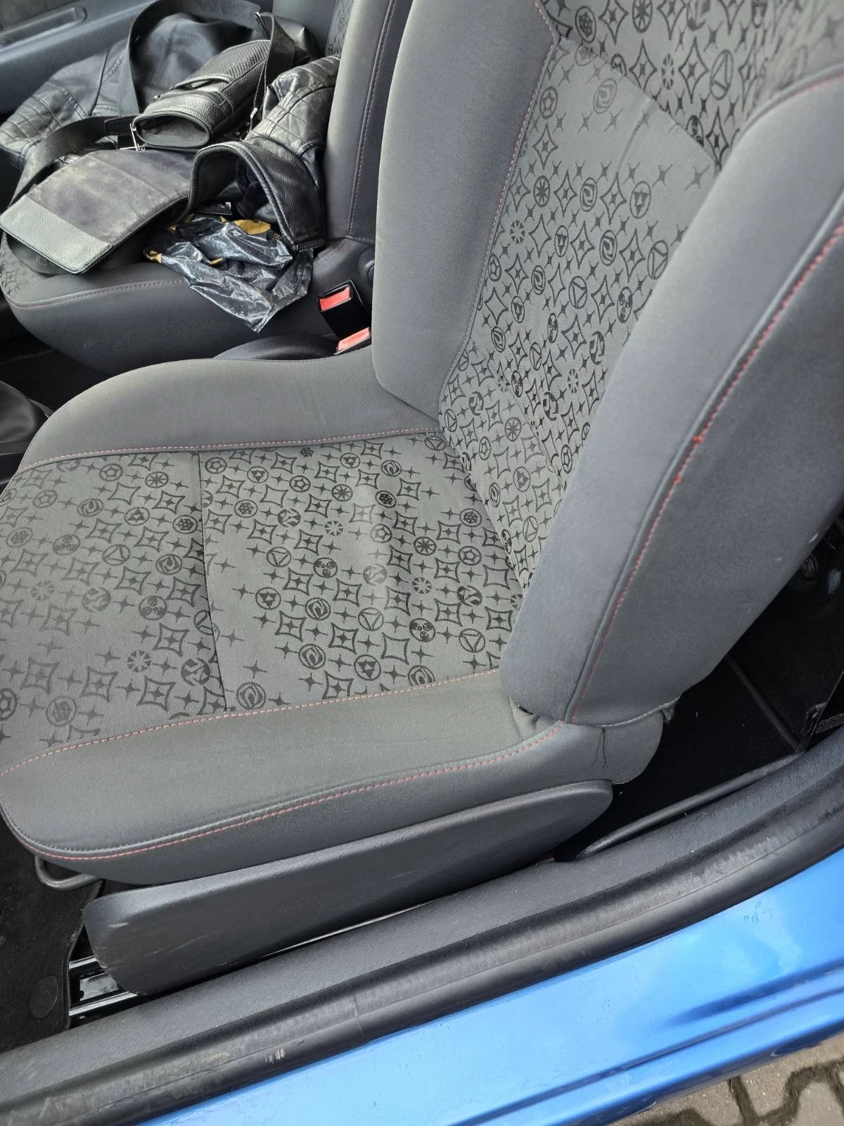 Renault Twingo 1.5 DCI - изображение 6