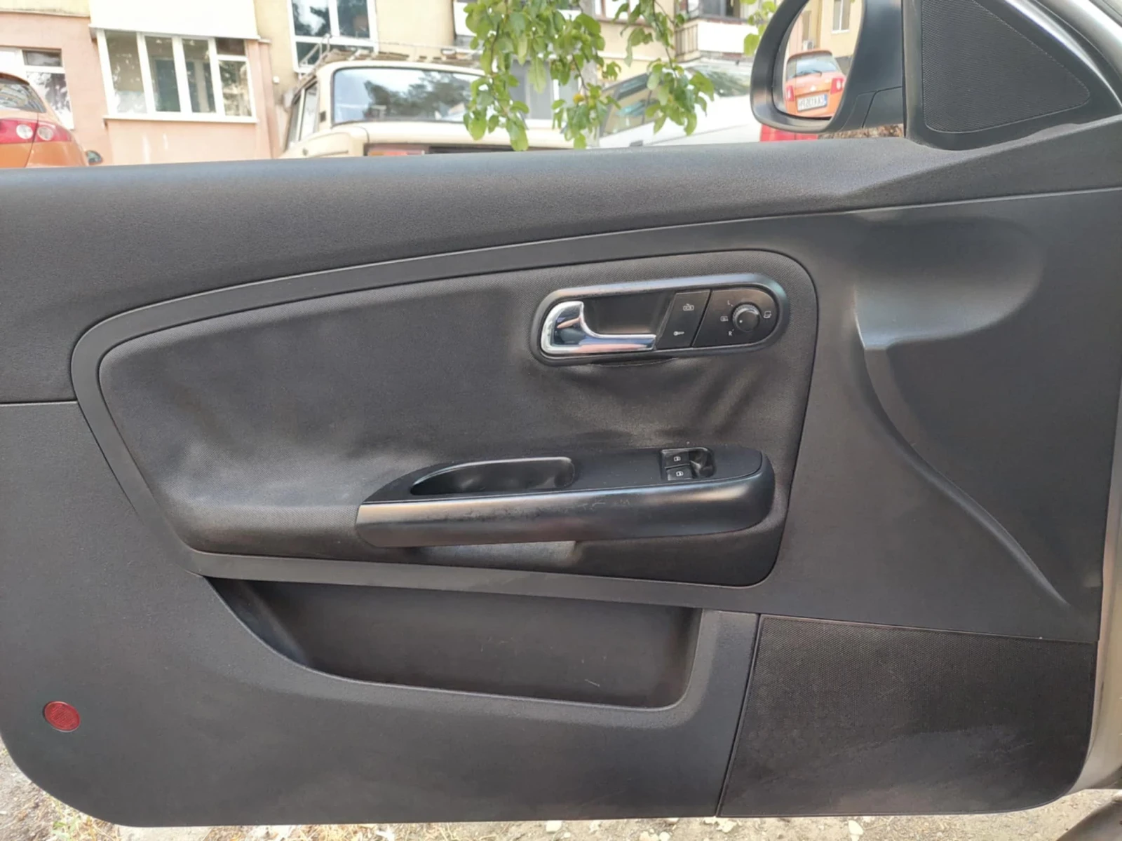 Seat Ibiza  - изображение 7