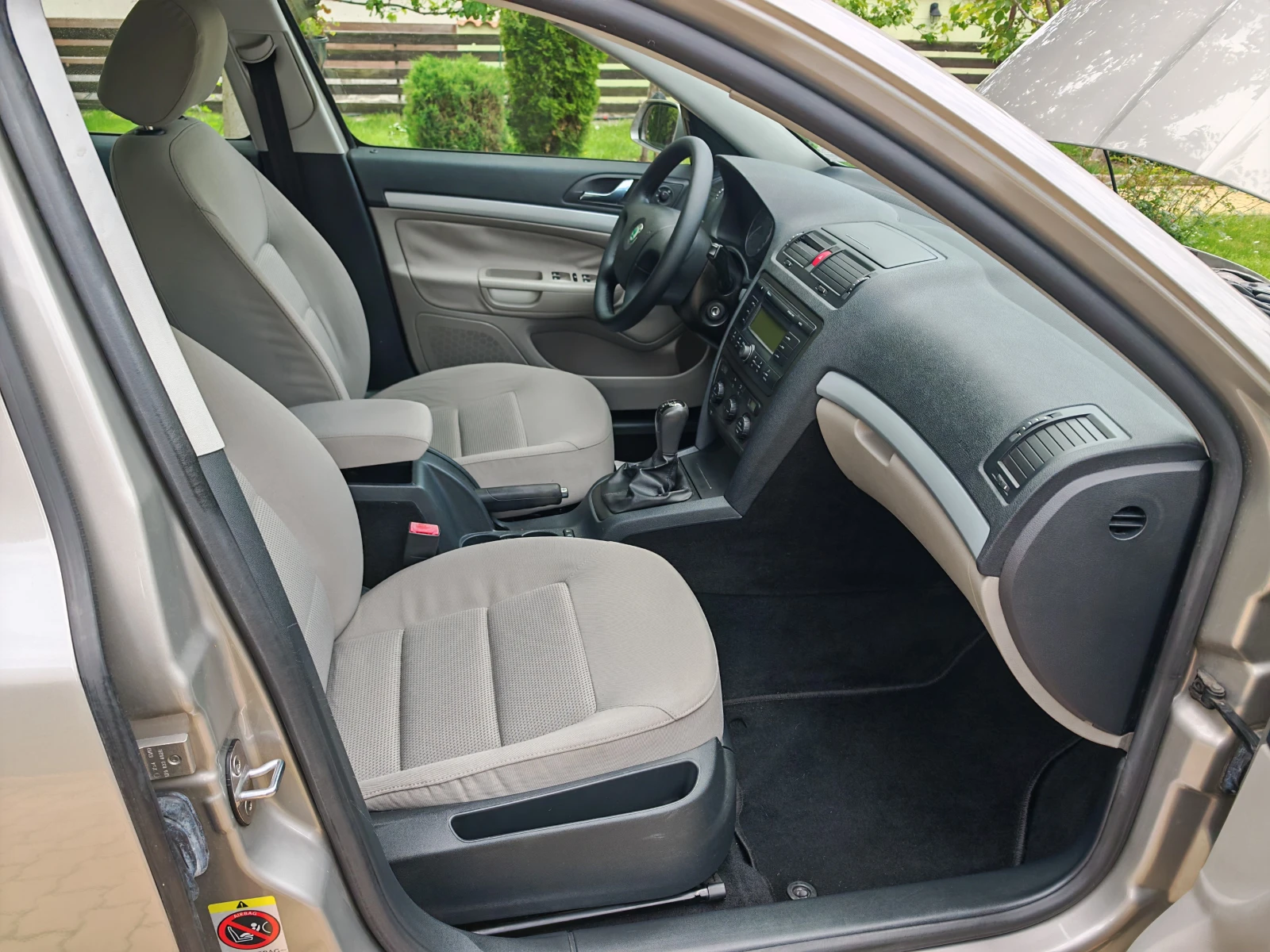 Skoda Octavia 1.6-102 к.с.-ГАЗ - изображение 9