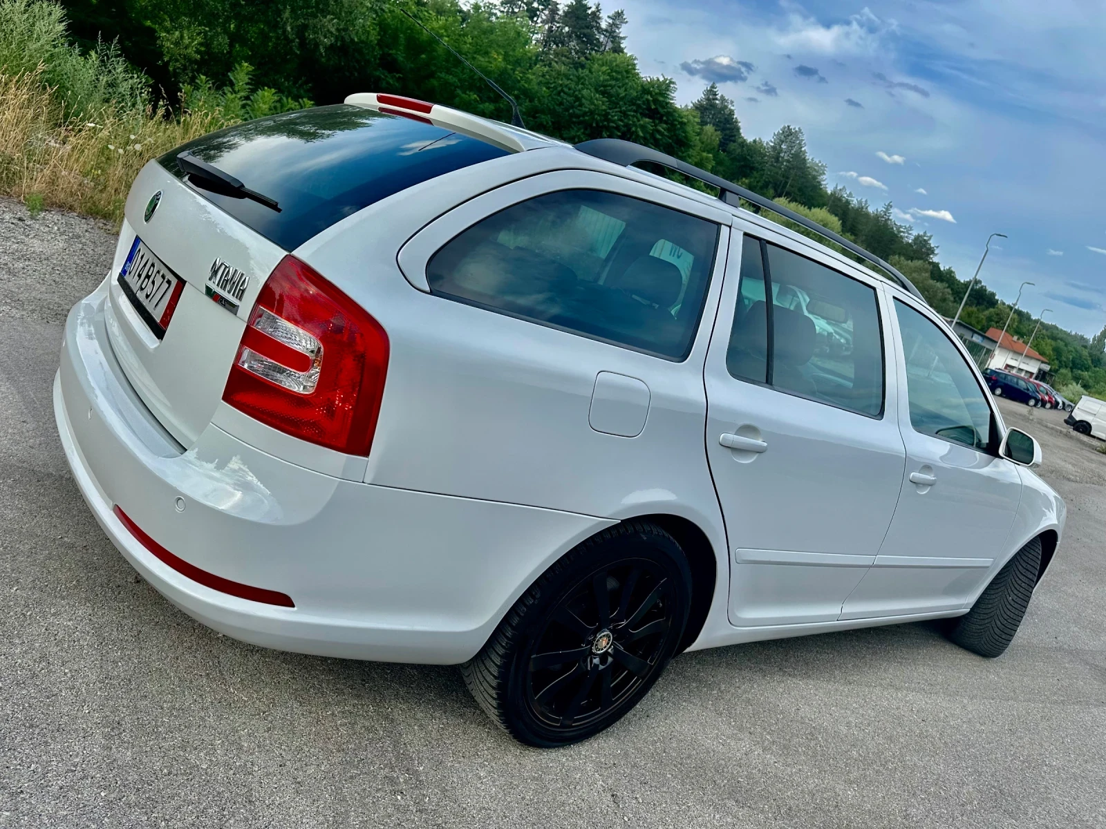 Skoda Octavia VRS* 170k.c.* REALNI KM*  - изображение 6