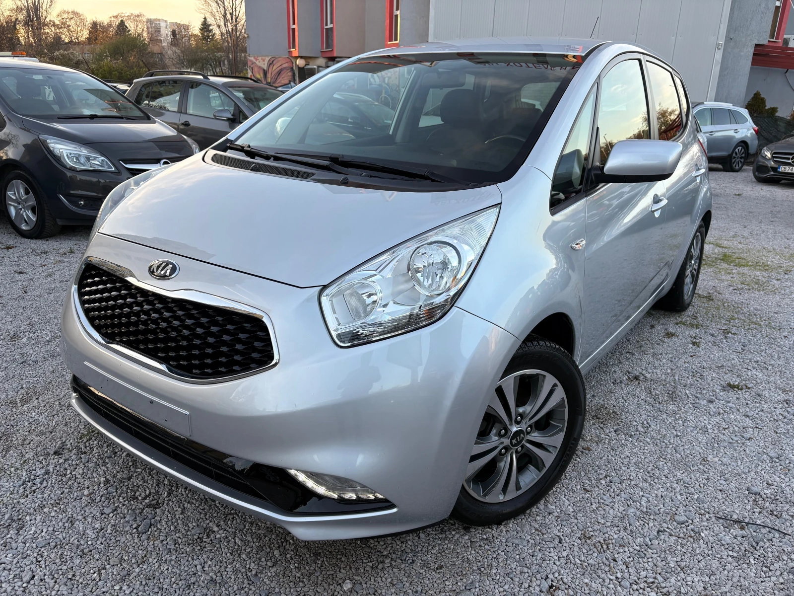 Kia Venga 1.4   | Mobile.bg   1