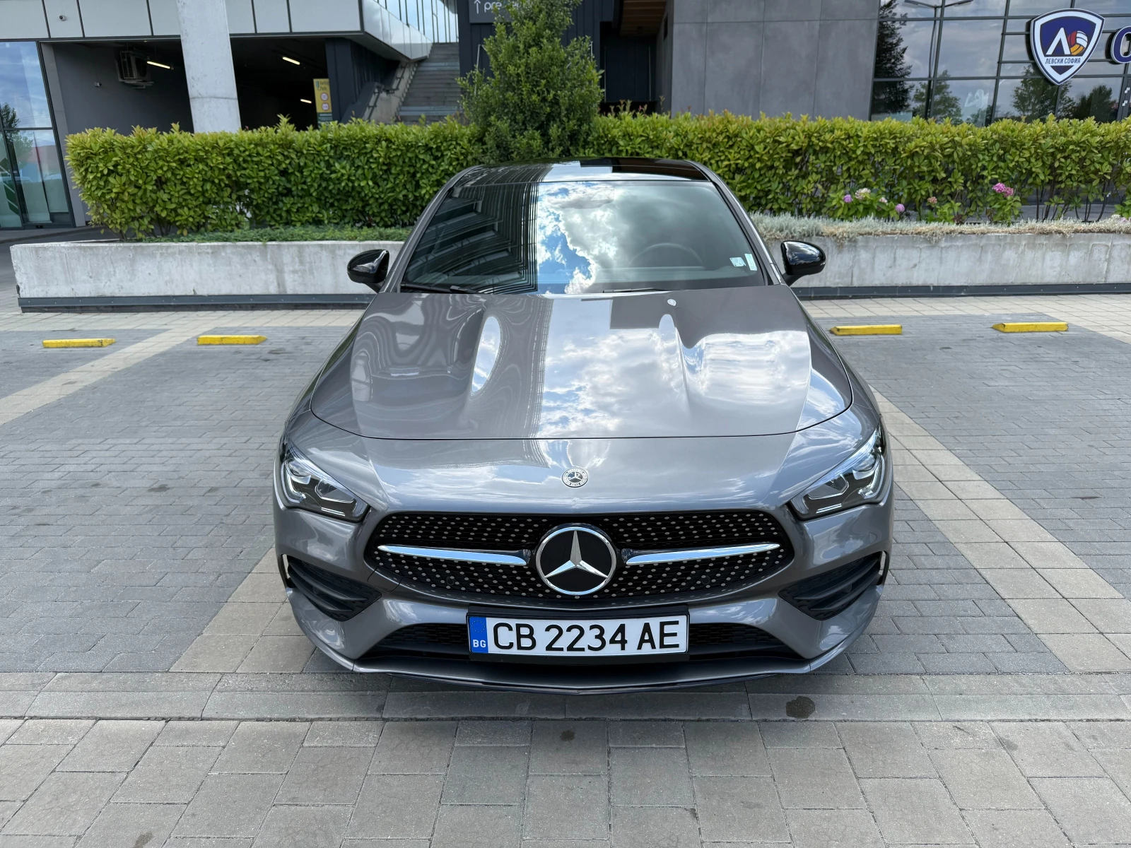 Mercedes-Benz CLA 200 AMG Line - изображение 2