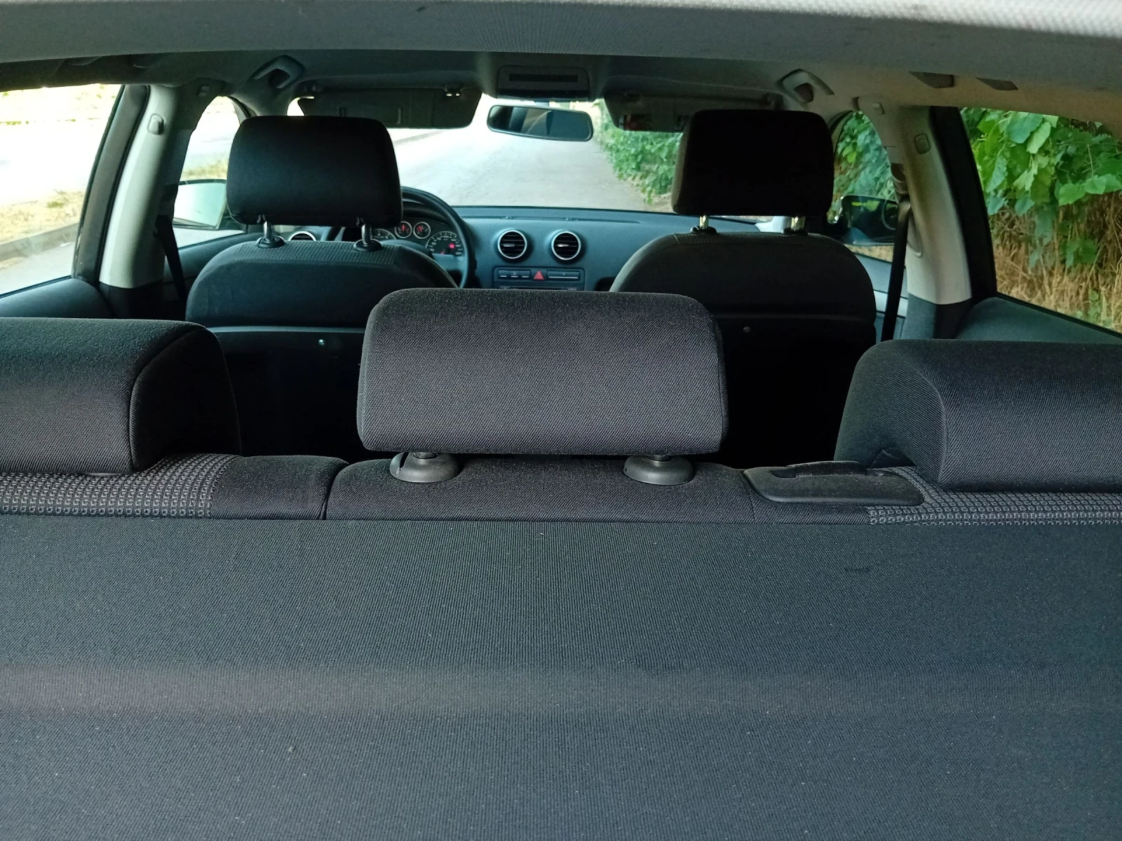 Audi A3 1.6i Sportback 8pa top  - изображение 6