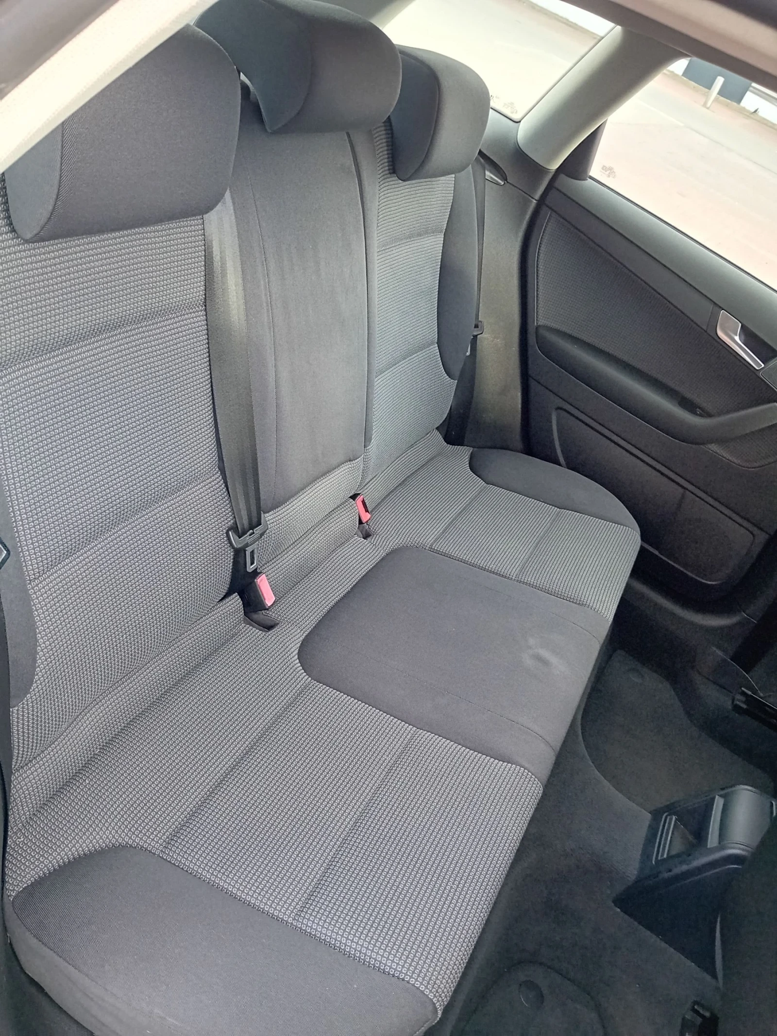 Audi A3 1.6i Sportback 8pa top  - изображение 9