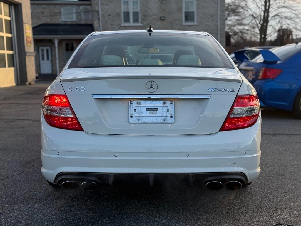 Mercedes-Benz C 63 AMG * * CARFAX * * АВТО КРЕДИТ * *  - изображение 7