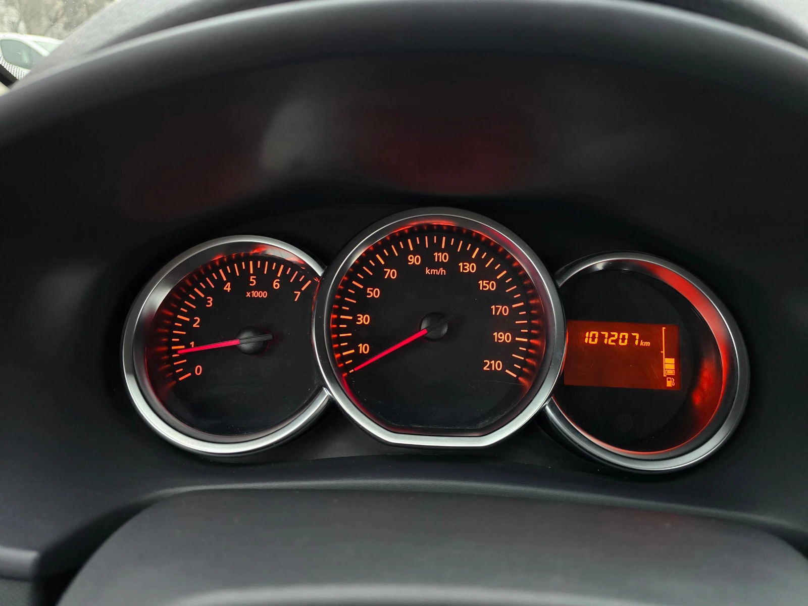 Dacia Sandero 1.5 dCi | Mobile.bg � ����������� 11