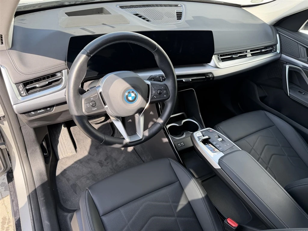 BMW iX1 xDrive30 | Mobile.bg � ����������� 6