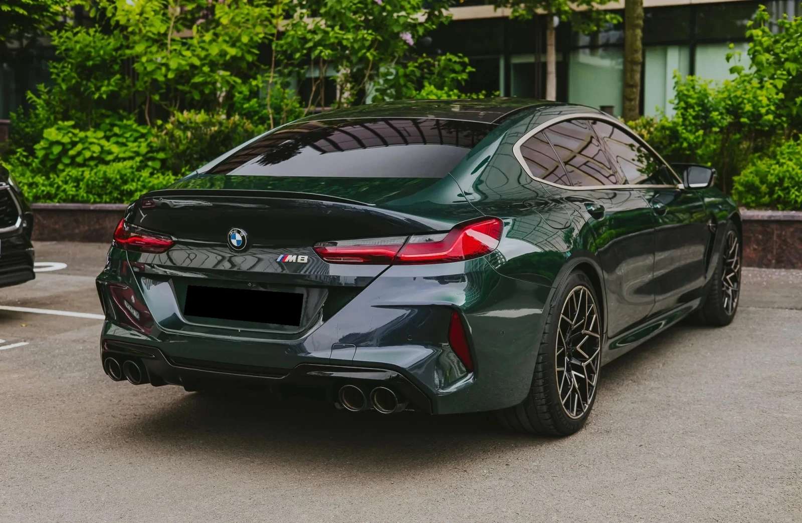 BMW M8 Competition First Edition 1/400, снимка 2 - Автомобили и джипове - 53999914