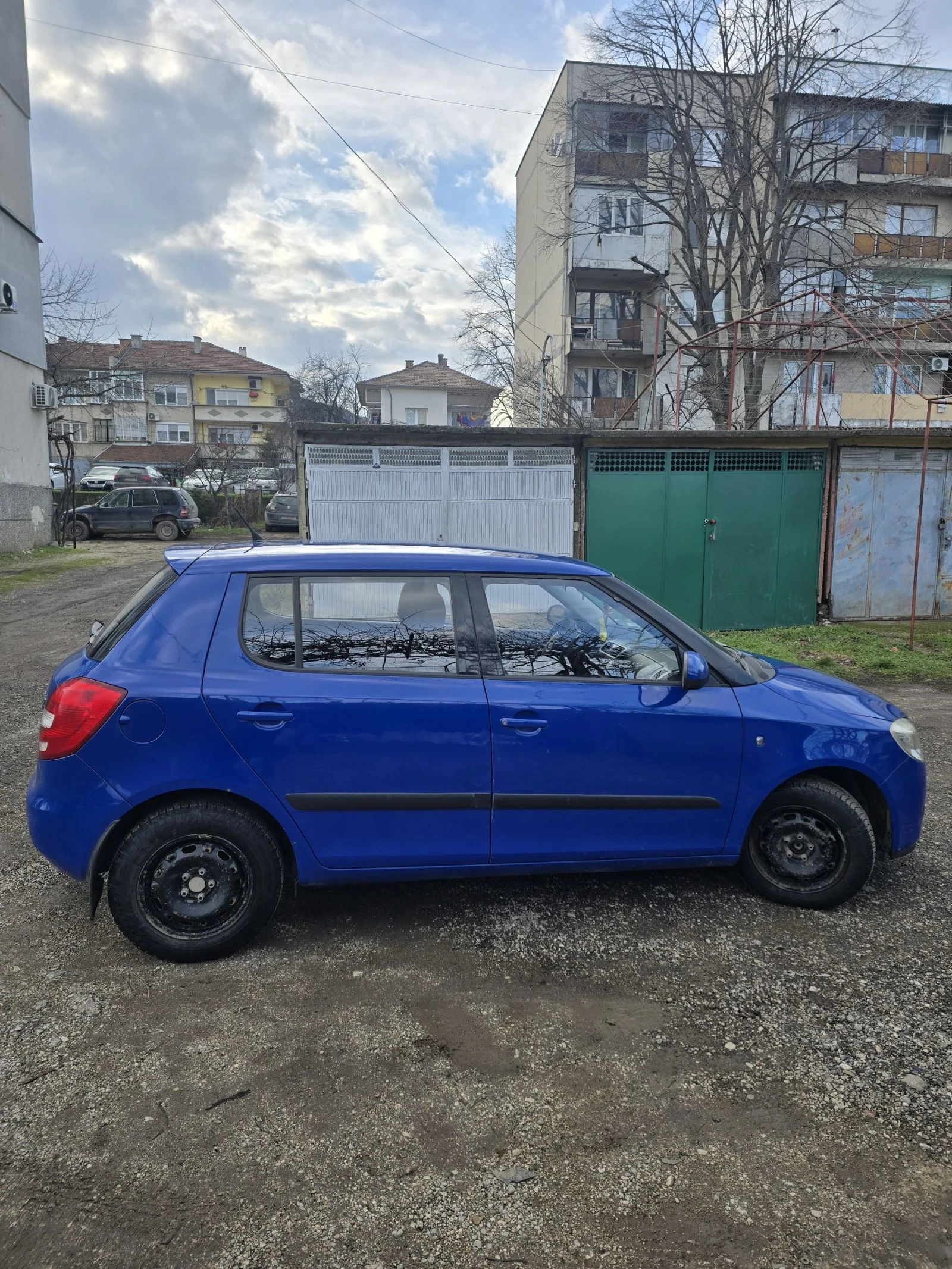 Skoda Fabia, снимка 8 - Автомобили и джипове - 54100152