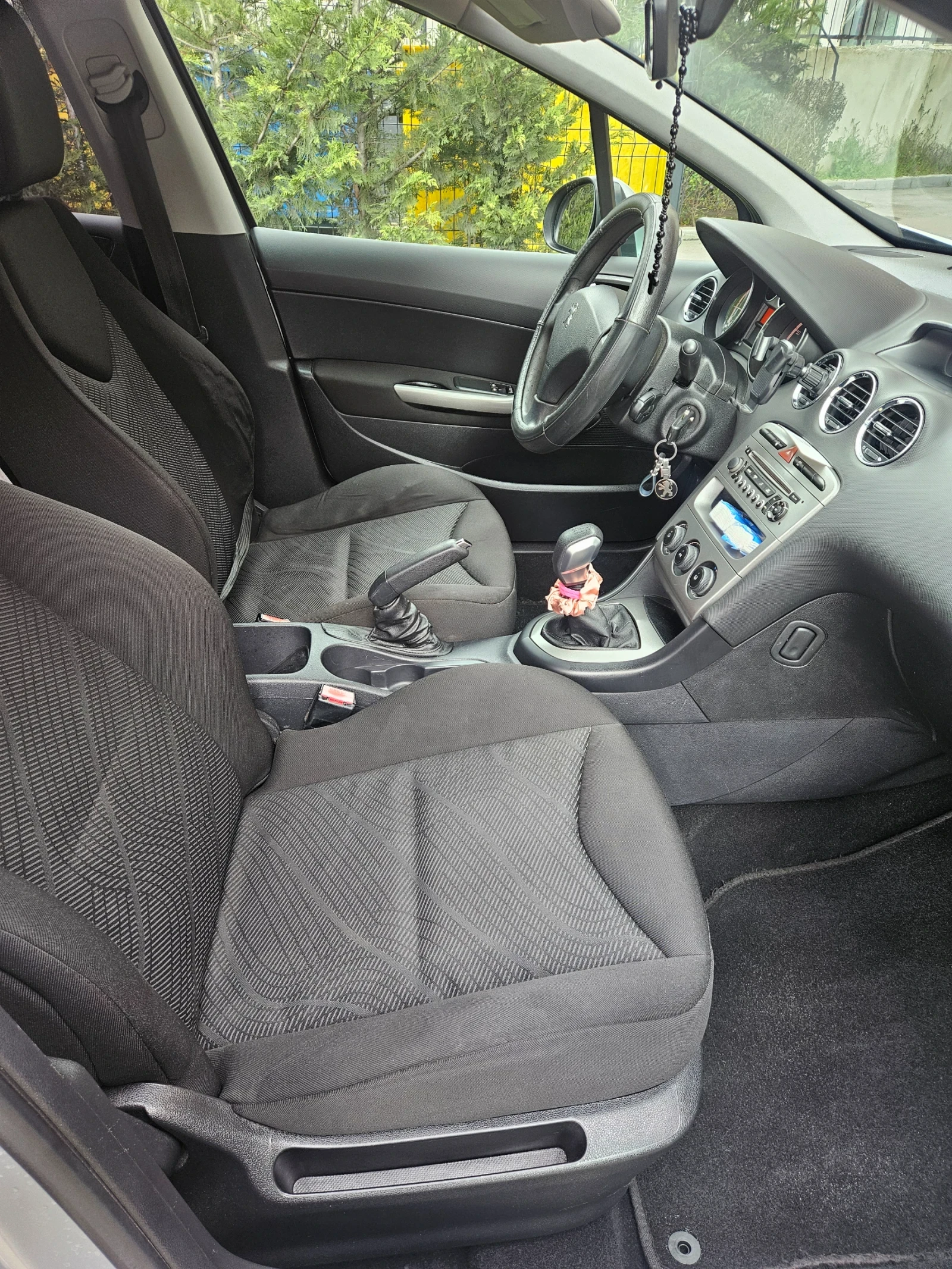 Peugeot 308 1.6HDI 90к.с., снимка 8 - Автомобили и джипове - 54157041