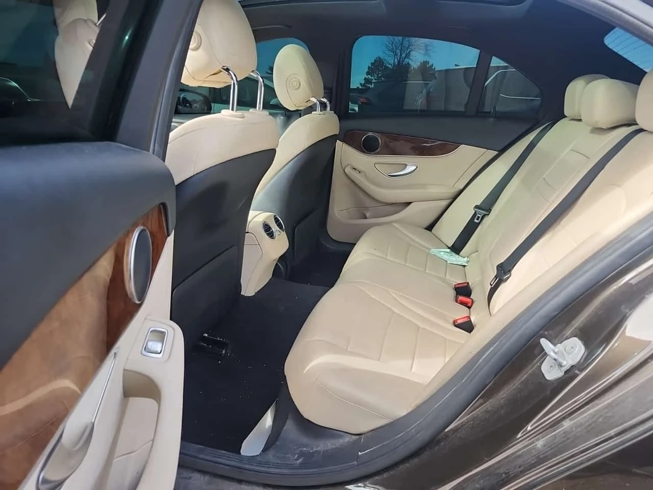 Mercedes-Benz C 300 * CARFAX * ШИБИДАХ * ПОДГРЕВИ * , снимка 11 - Автомобили и джипове - 54200504