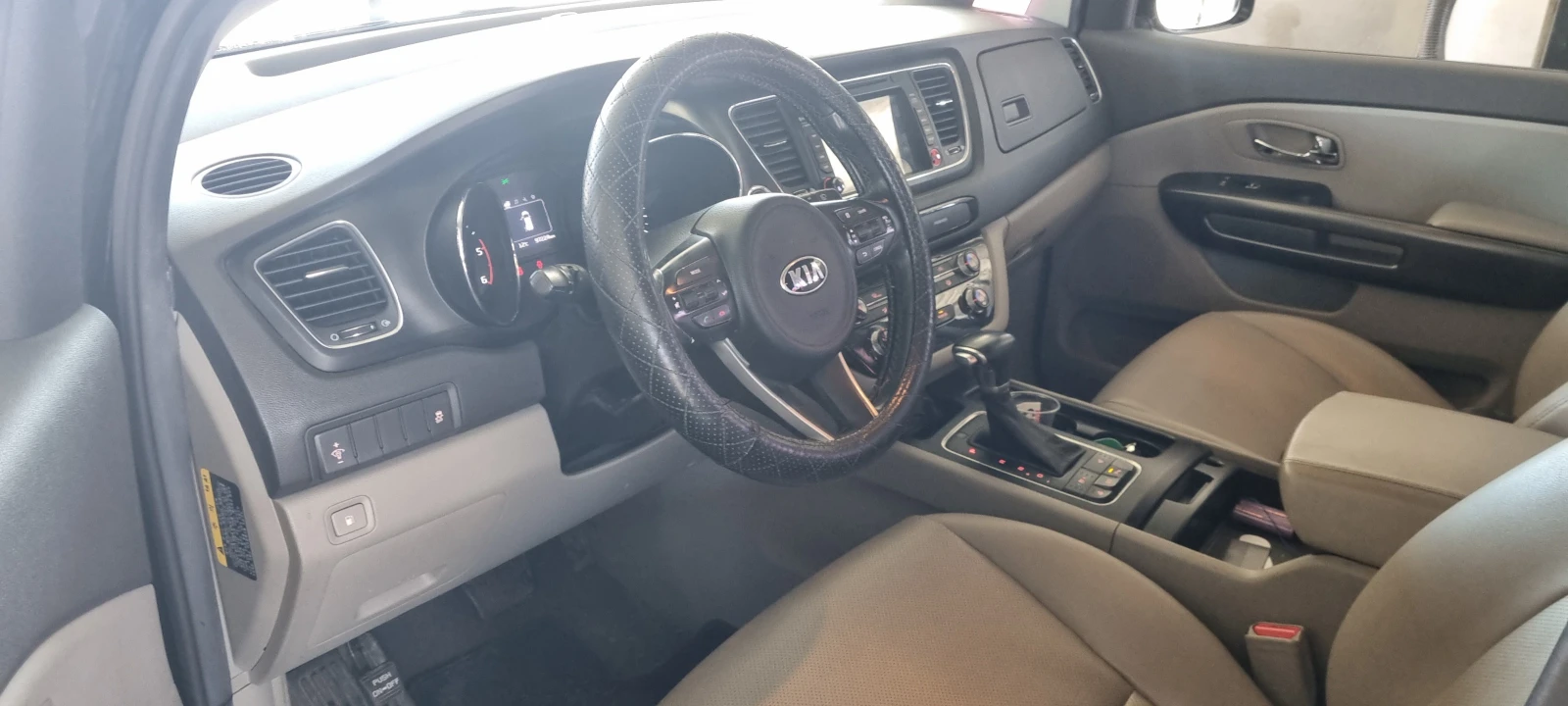 Kia Carnival 8+ 1 | Mobile.bg � ����������� 8