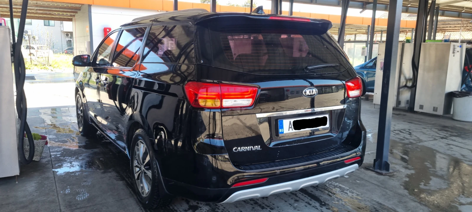 Kia Carnival 8+ 1 | Mobile.bg � ����������� 2