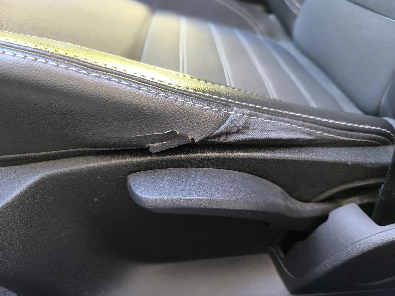 Renault Laguna 3 Grandtour, снимка 13 - Автомобили и джипове - 54318745