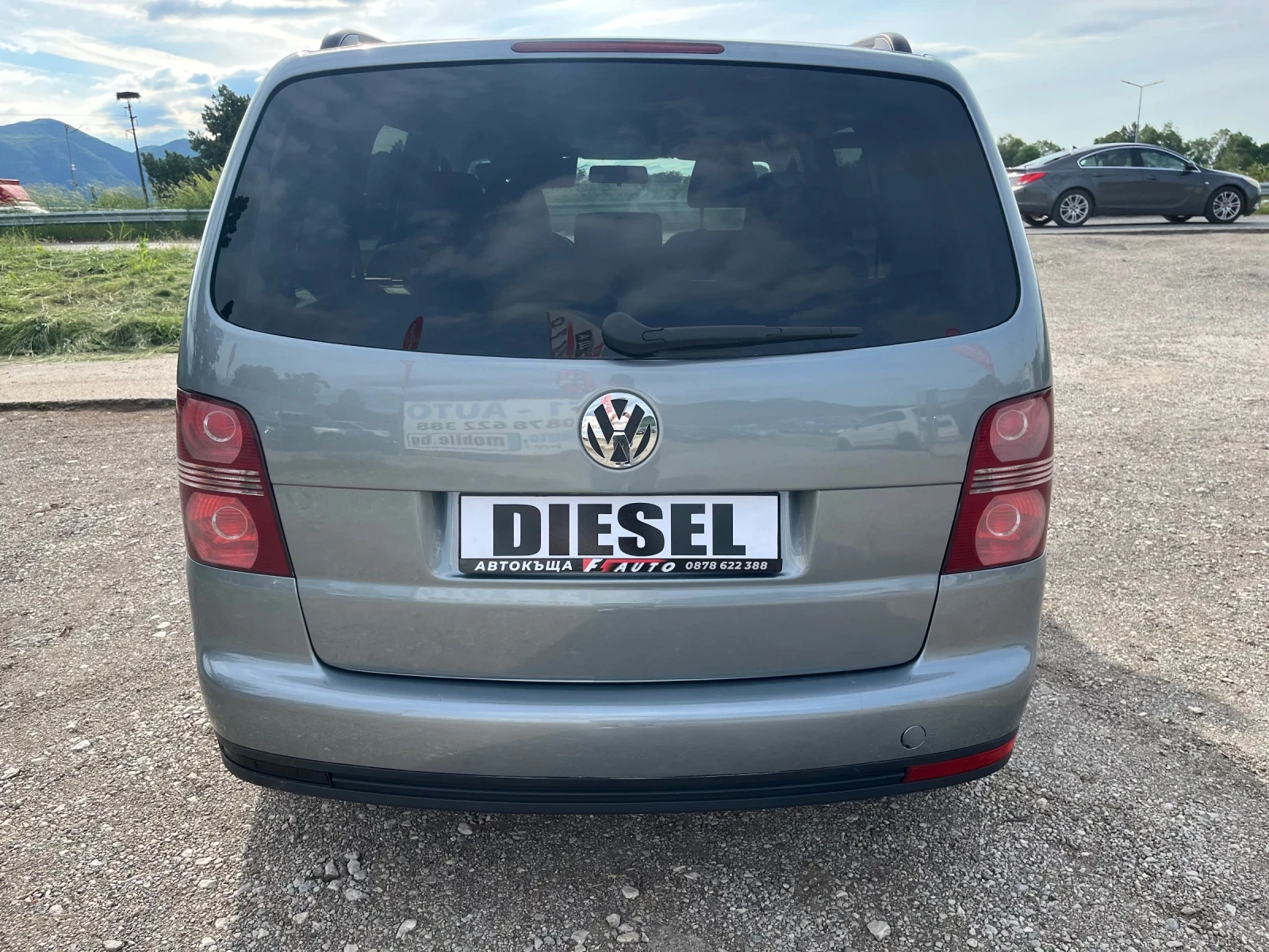 VW Touran 2.0TDI-DSG-FEIS-ITALIA, снимка 10 - Автомобили и джипове - 54624967