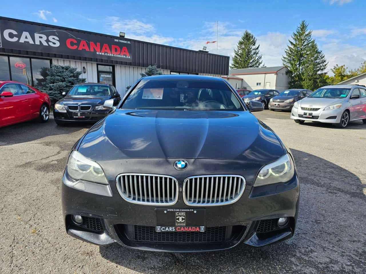 BMW 550 * 4dr Sdn 550i xDrive AWD * CARFAX * ЦЕНА ДО БГ