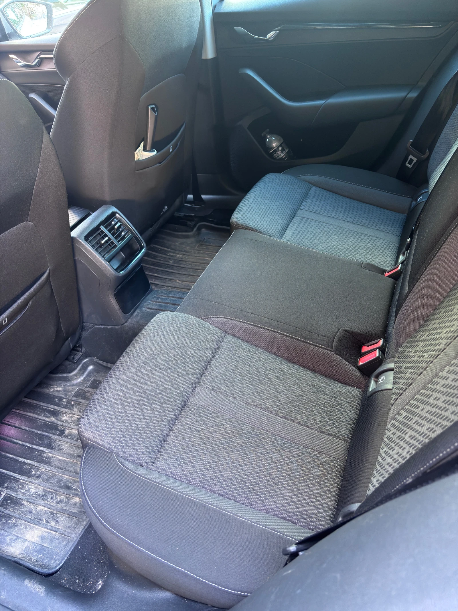Skoda Octavia, снимка 10 - Автомобили и джипове - 54925176