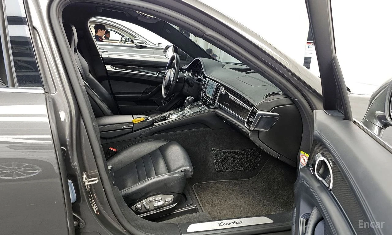 Porsche Panamera TURBO* FACELIFT* PDK* ОБДУХВАНЕ* , снимка 13 - Автомобили и джипове - 55213291