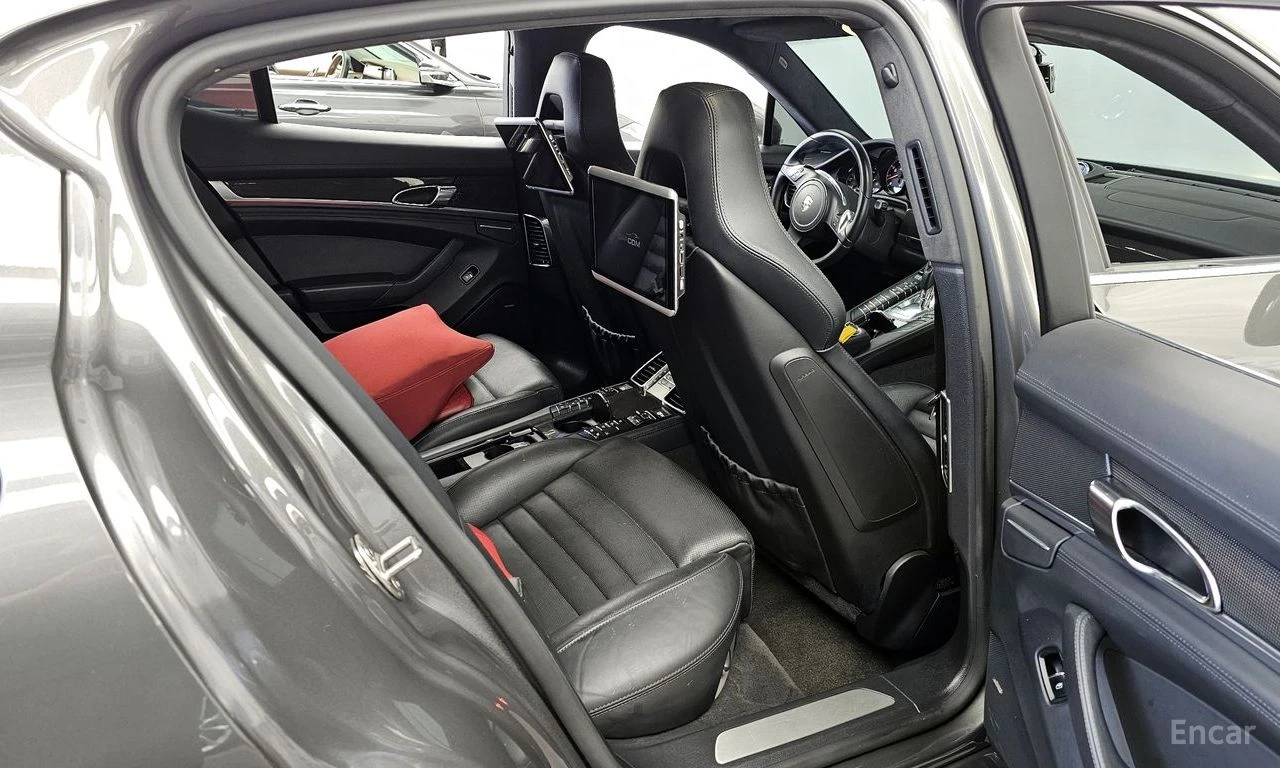 Porsche Panamera TURBO* FACELIFT* PDK* ОБДУХВАНЕ* , снимка 14 - Автомобили и джипове - 55213291